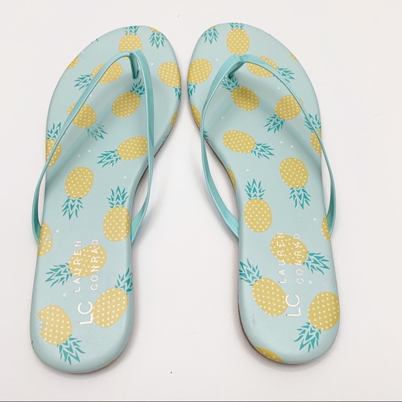 LC LAUREN CONRAD Sandals Flip Flops Pineapple Beach Summer Yellow Aqua Sizes 7 9 - Picture 6 of 8
